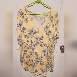 Maurices plus pastel yellow tunic